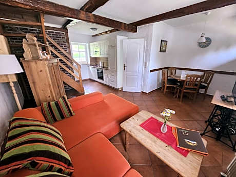 Two-Bedroom Apartment with Terrace - Annex