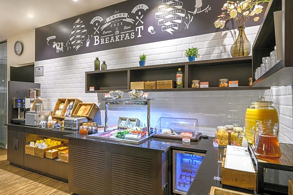 Holiday Inn Express Mechelen City Centre By IHG