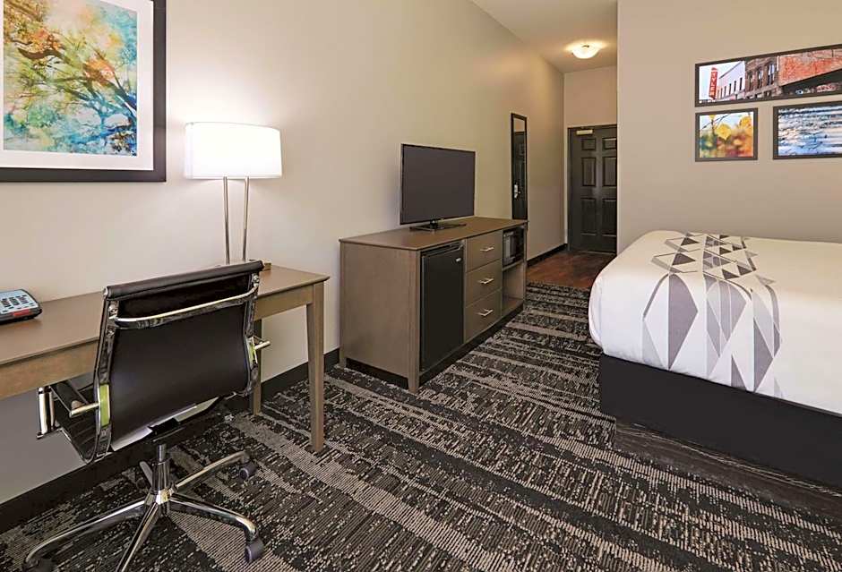 La Quinta Inn & Suites by Wyndham Tyler South