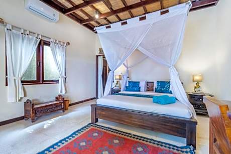 Double Room with Side Ocean View