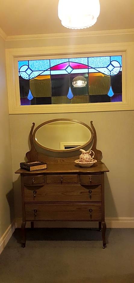 Century House B & B flatlette