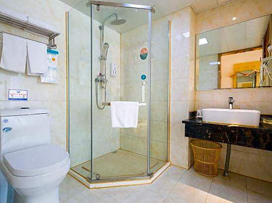 GreenTree Inn ZHejiang JInhua Yiwu International Commercial City Changchun Accesory Street Shell Hot