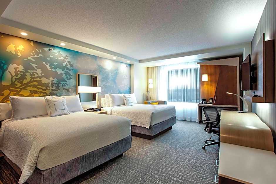 Courtyard by Marriott Montreal West Island/Baie D'Urfe