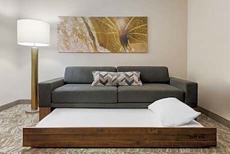 Queen Suite with Two Queen Beds