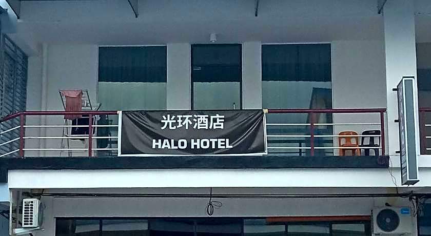 Halo Hotel