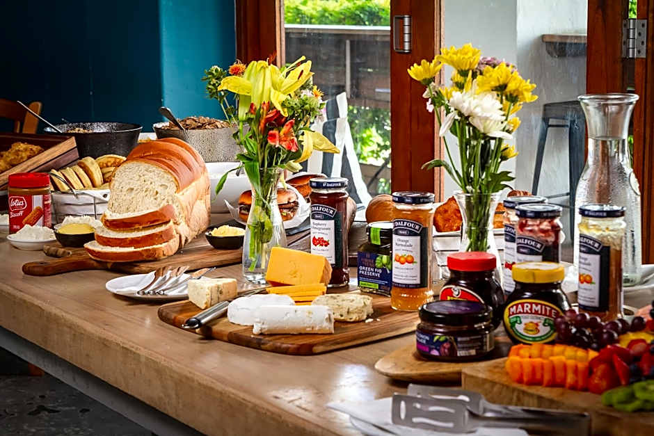 Noordhoek Village Hotel