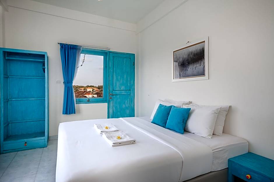 Paras Paros Marina Lodge