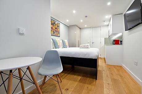Lower Ground Floor Standard Studio