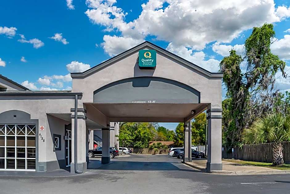 Quality Inn & Suites near Panama City Beach