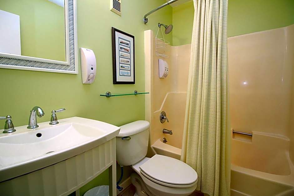 Admirals View III by KEES Vacations