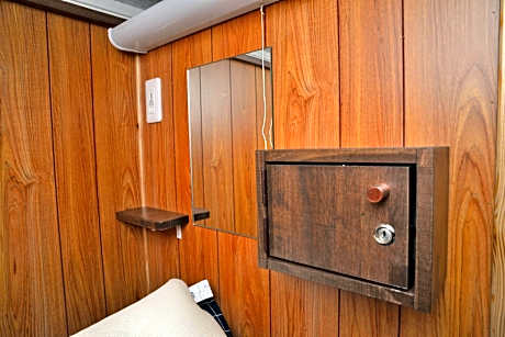 Bunk Bed in Mixed Dormitory Room