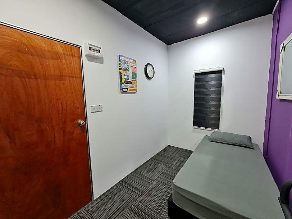 Ayden Hostel KLIA
