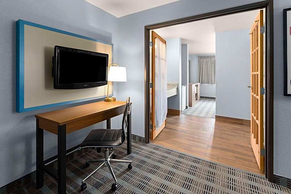 AmericInn by Wyndham Oscoda Near AuSable River