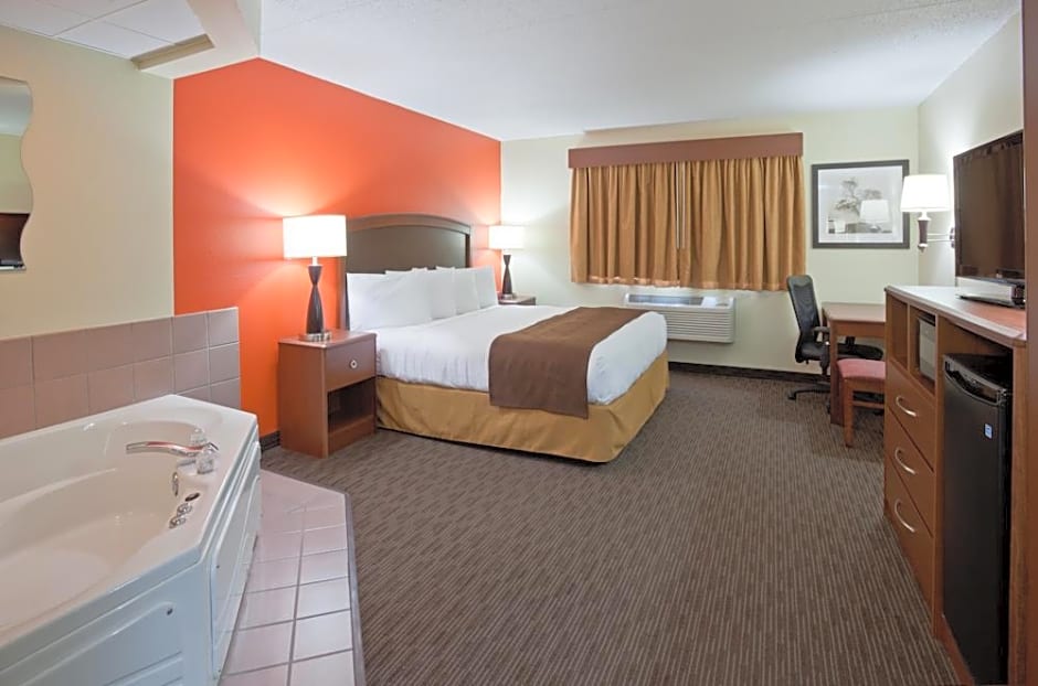 AmericInn by Wyndham St. Cloud