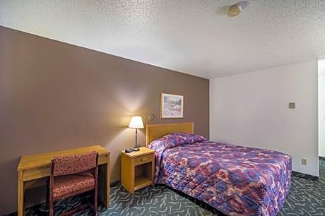 Rodeway Inn Gateway to Medora T-Roosevelt & Makoshika State Park