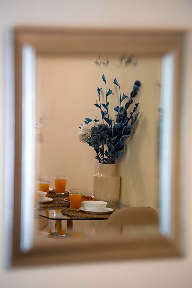 Bounatsa Studios & Apartments