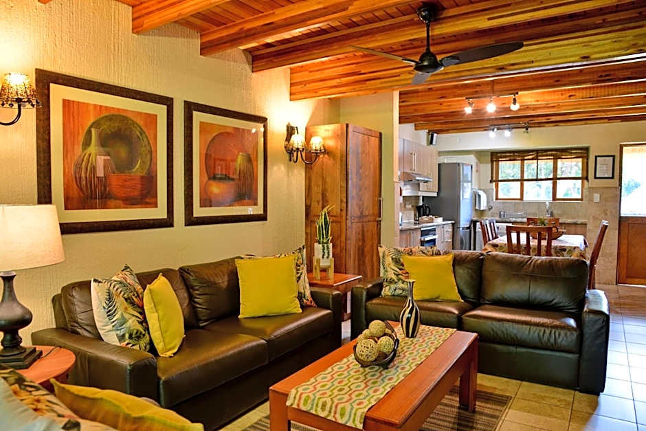 Cambalala - Luxury Units - in Kruger Park Lodge - Serviced Daily, Free Wi-Fi