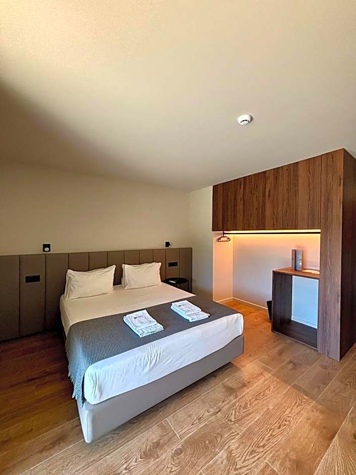 Vila Hotel By VimaHotels