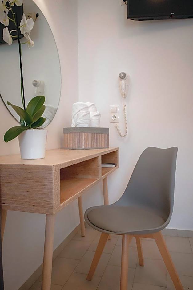 ATHANASIA APARTMENTS