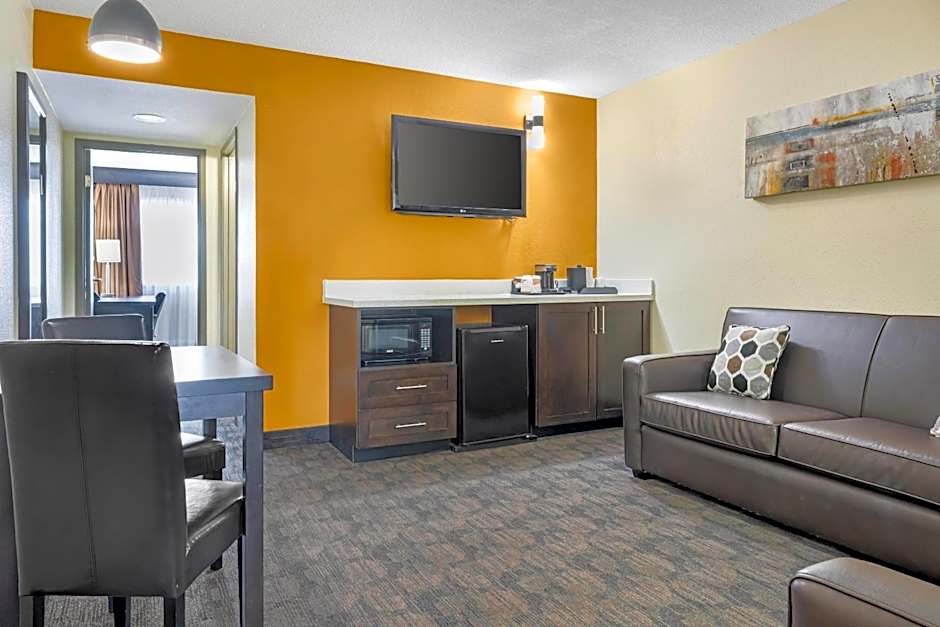 Quality Inn & Suites