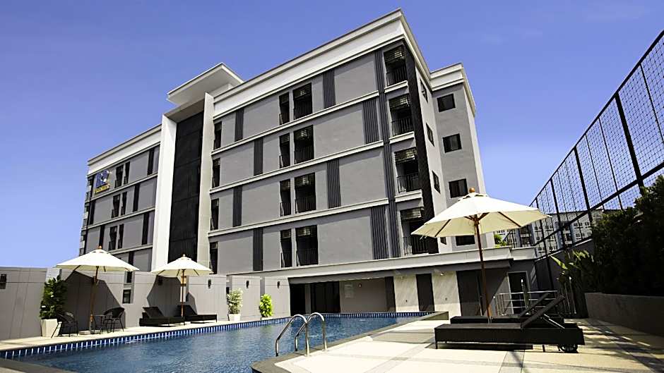 B2 Amata Nakorn Premier Hotel