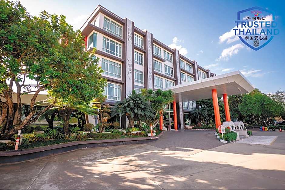 Photo 1 of 49 of Avada Hotel