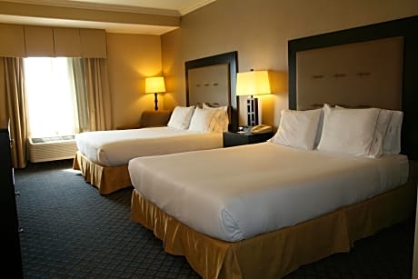 Standard Queen Room with Two Queen Beds