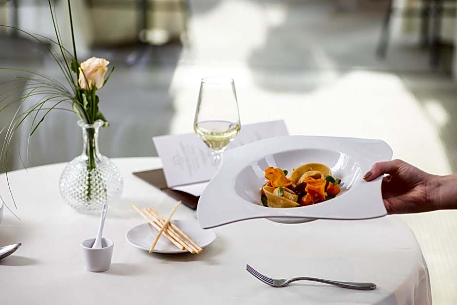 Small & Beautiful Hotel Gnaid