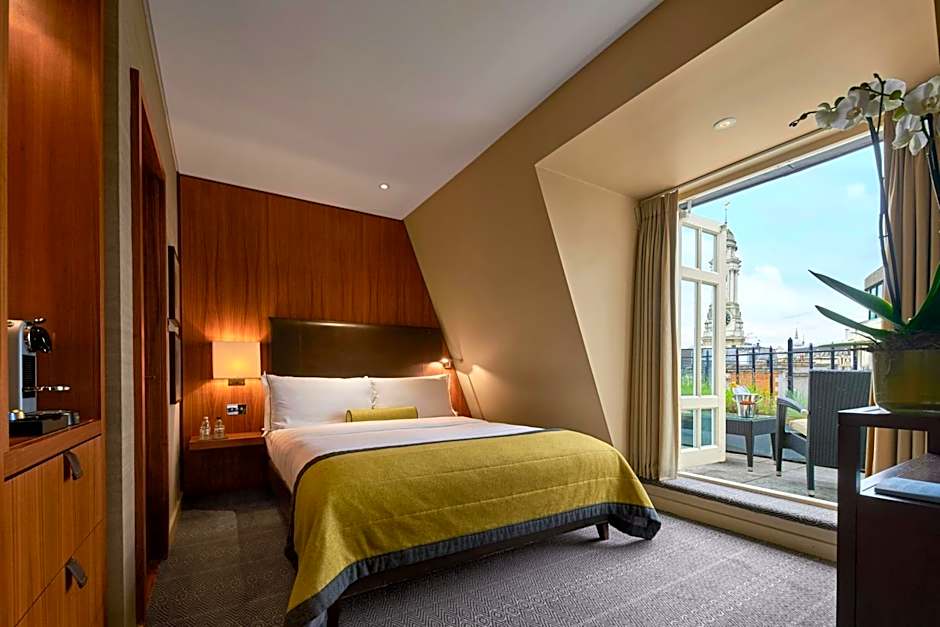 Threadneedles, Autograph Collection by Marriott