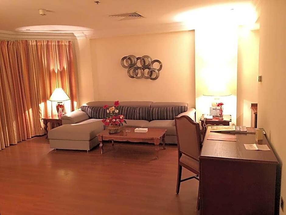 Bahrain Carlton Hotel