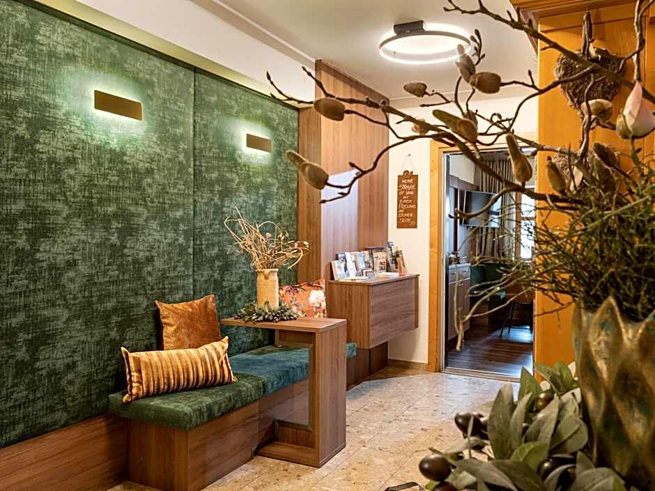 La Pasta Hotel Restaurant