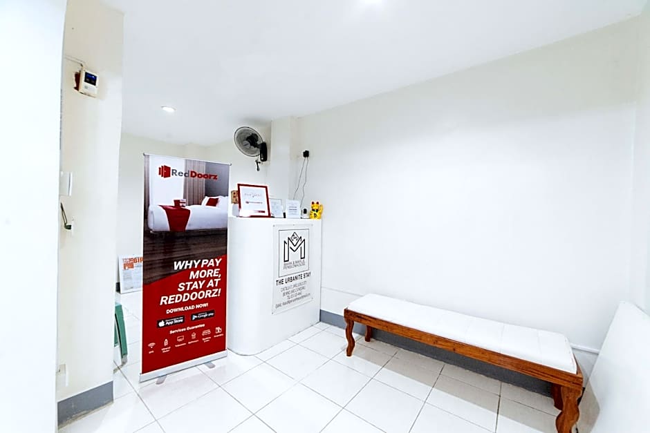 RedDoorz @ Plaza Jaro Iloilo