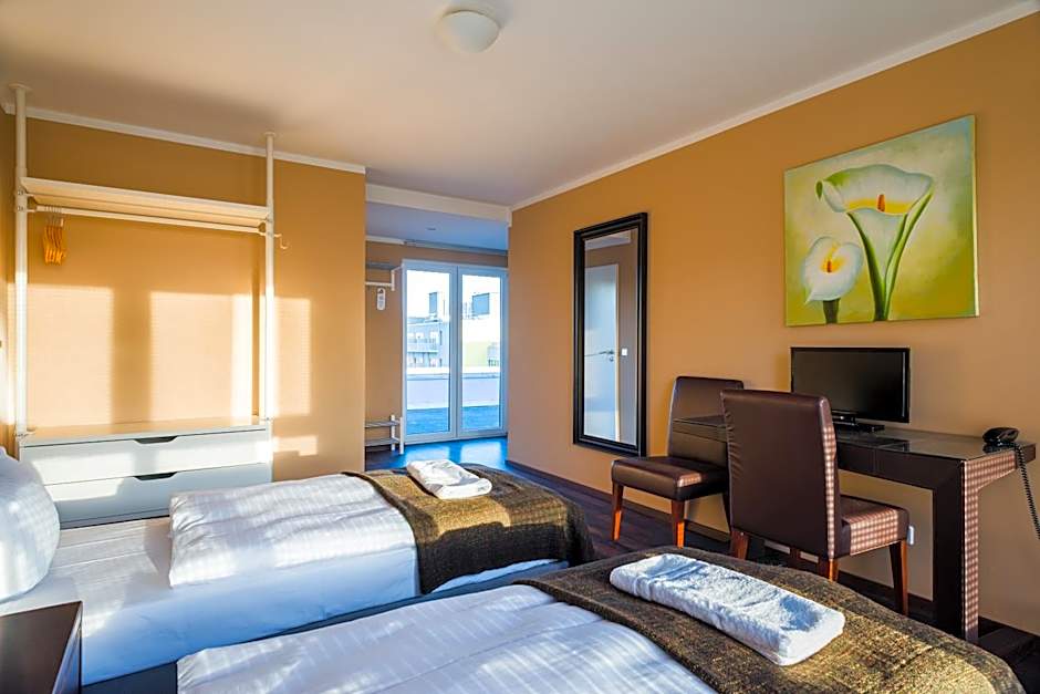 Apple City Hotel