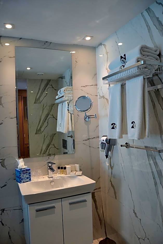 Flower Town Hotel & Spa