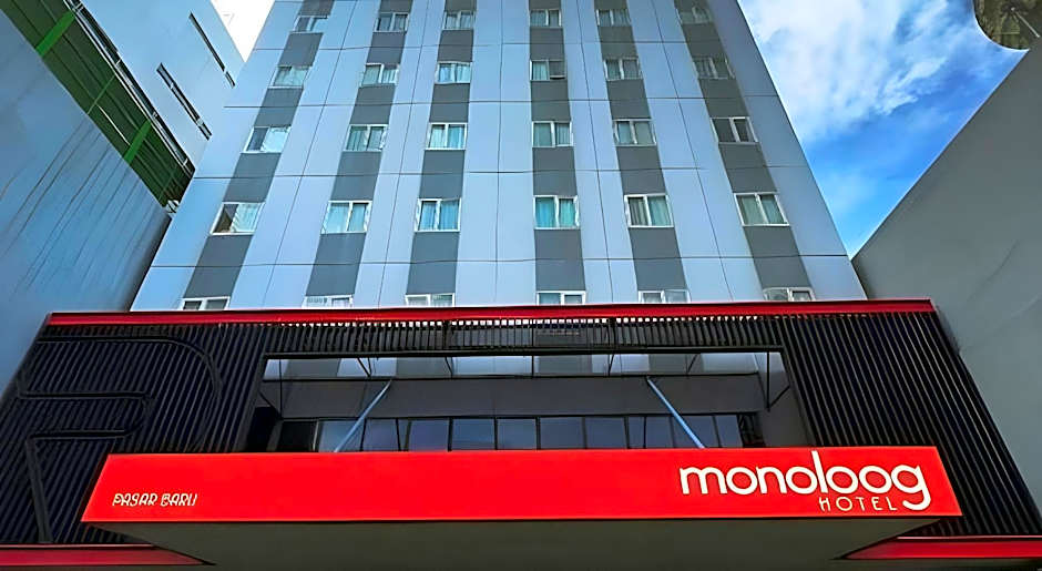Monoloog Hotel Pekanbaru