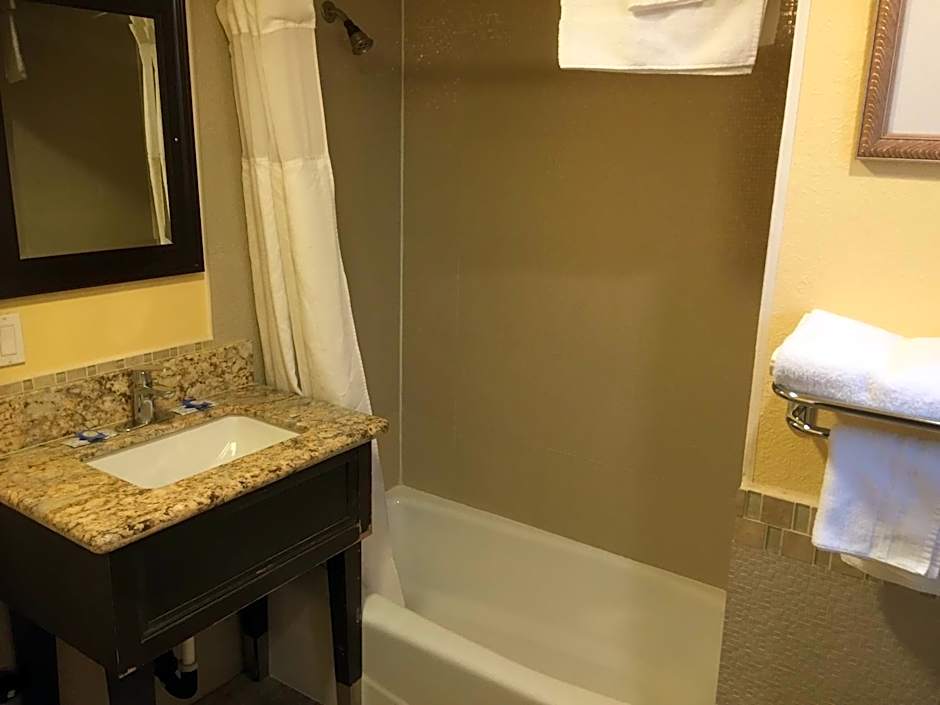 Bayshore Inn Ventura