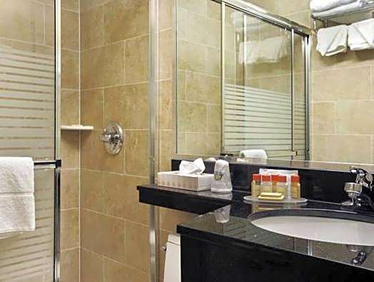 Hotel Q New York