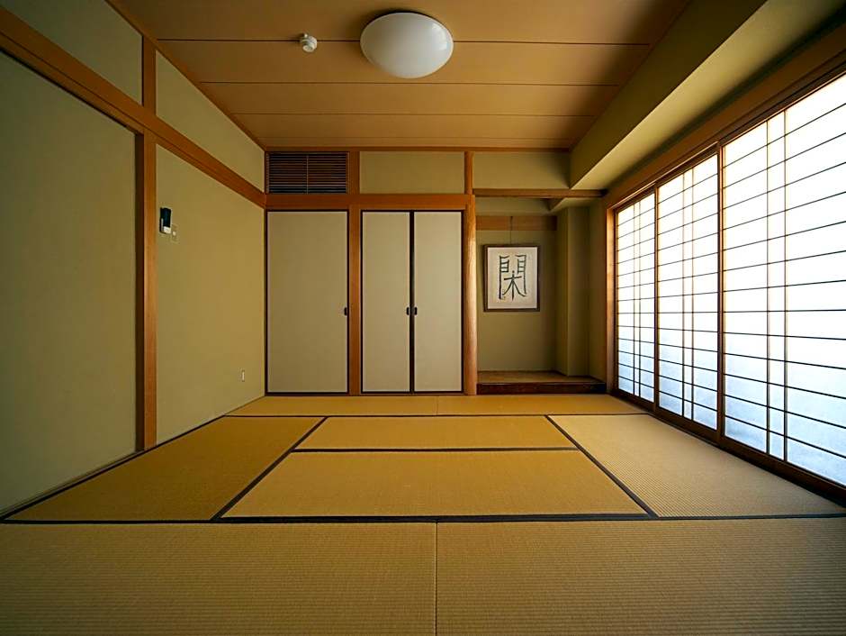 Tabiyu Abrigo
