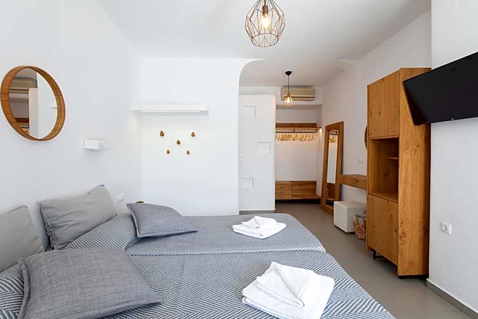 Agia Anna Beachfront Boutique