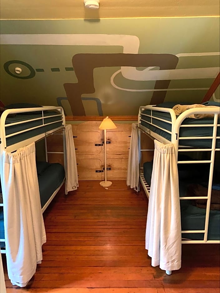 Eugene Lodge and International Hostel