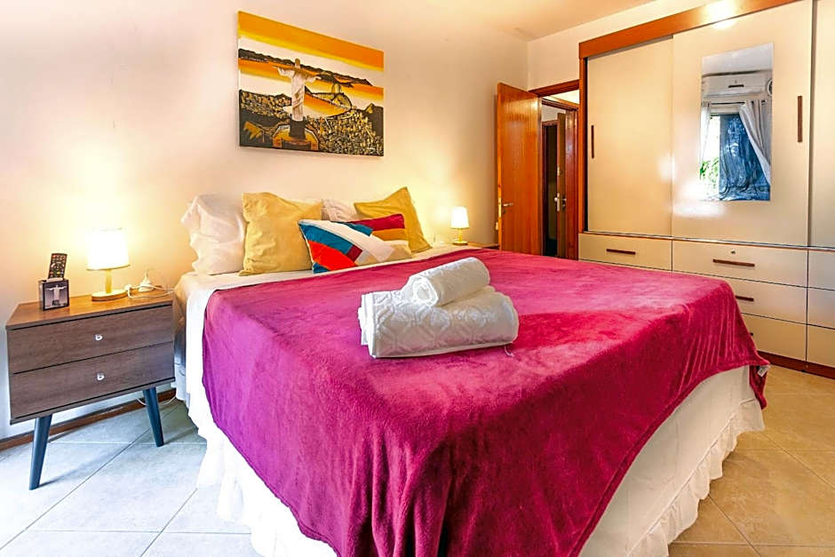 Perto da praia c/ Piscina!