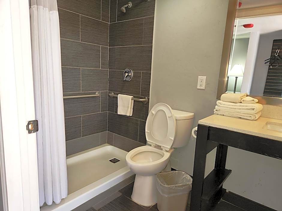 Red Lion Inn & Suites Tucson Downtown