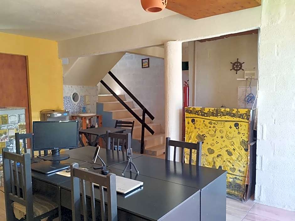 SeoMarujo Hostel rent a room Morro Branco