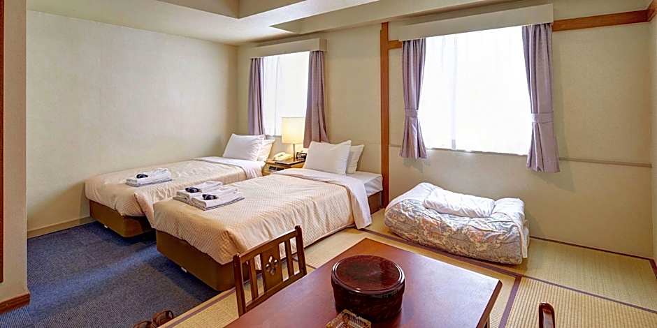 Okinawa Sunplaza Hotel