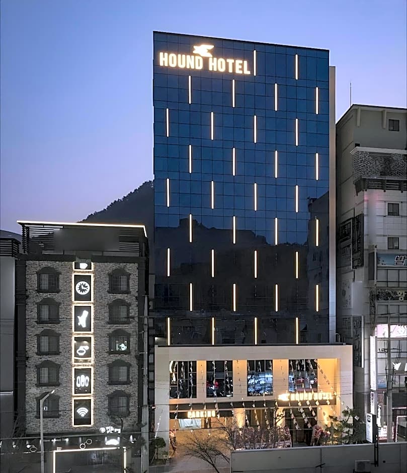 Hound Hotel Changwon - Jinhae Yongwon