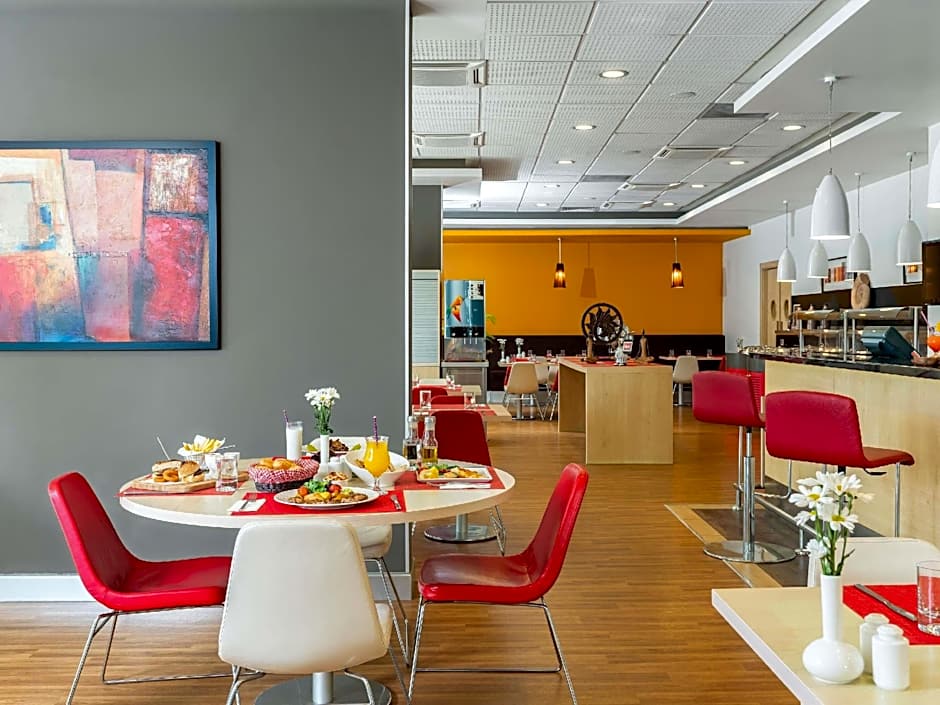 Ibis Izmir Alsancak