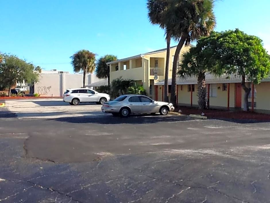 Sunset Inn- Fort Pierce, FL