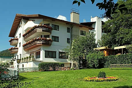 Appartement & Aparthotel Stern
