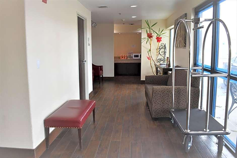 Super 8 by Wyndham New Braunfels I-35