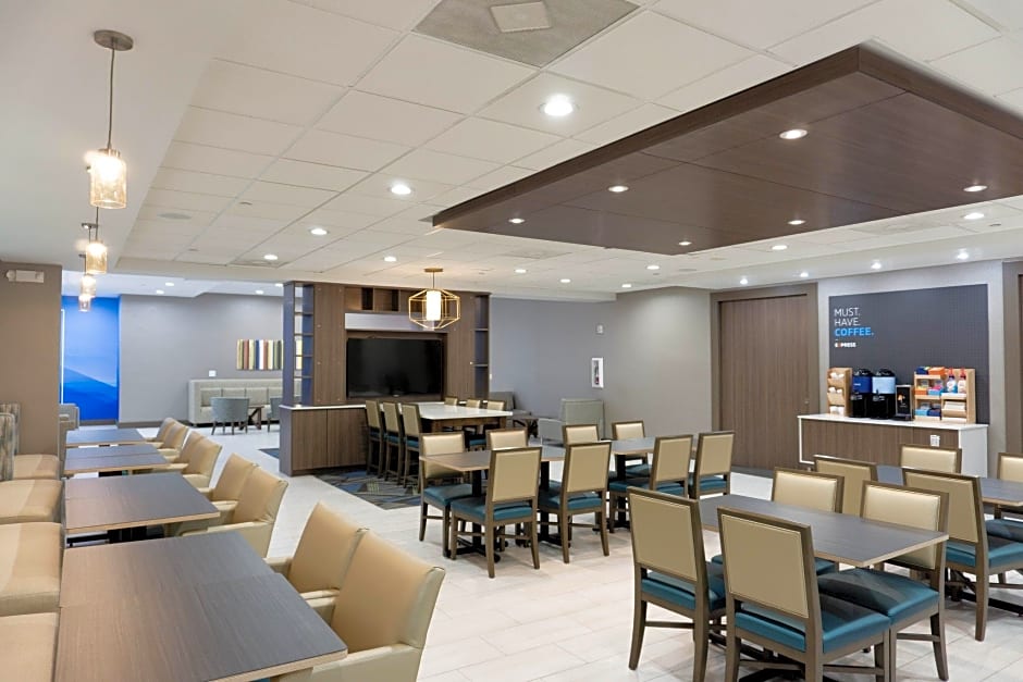 Holiday Inn Express Los Angeles Downtown West, an IHG Hotel